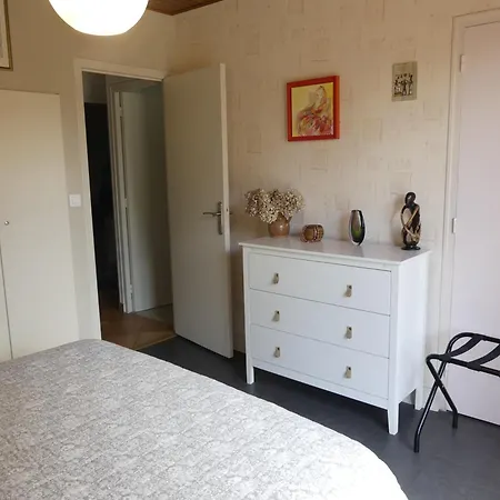 Proche De Bordeaux Et Saint Emilion, Maison Au Calme Avec Grand Jardin Vakantiehuis