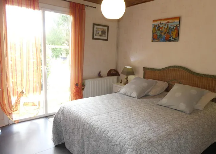 Proche De Bordeaux Et Saint Emilion, Maison Au Calme Avec Grand Jardin Feriehus